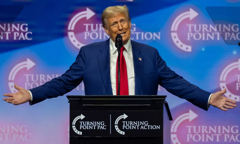 23 October 2024, US, Duluth: Former US President and Republican presidential candidate Donald Trump speaks during a rally for Trump in Duluth. Turning Point Action is hosting the rally in support of Trump as the campaign enters its final 2 weeks. Photo: Jen Golbeck/SOPA Images via ZUMA Press Wire/dpa / Foto: Jen Golbeck