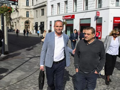 Izstopu Igorja Horvata (levo) iz stranke SDS je sledil še svetniški kolega Matjaž Vede (desno). Foto: Bojan Velikonja 