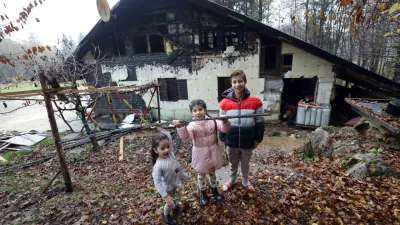 25.10.2024 - Iskrica Nedeljskega_ Ponikve, občina Videm - Dobrepolje, družina Grm (Maša, Daša in Ervin), požar. Foto: Tomaž Skale / Foto: 