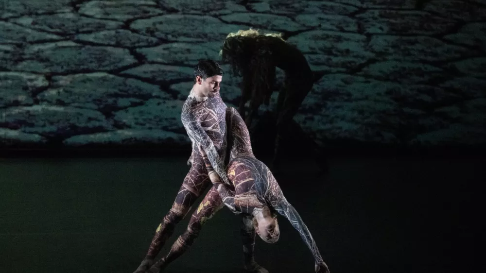 Universe: A dark crystal odyssey, koreografija Wayne McGregor