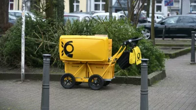 2H5CWHD post trolley with christmas tree, Germany, North Rhine-Westphalia, Ruhr Area, Dortmund