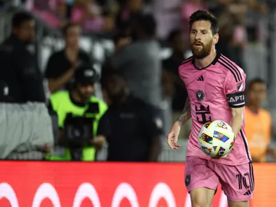 Nov 9, 2024; Fort Lauderdale, Florida, USA; Inter Miami FC forward Lionel Messi (10) plays the ball in the first half against the Atlanta United FC in a 2024 MLS Cup Playoffs Round One match at Chase Stadium. Mandatory Credit: Nathan Ray Seebeck-Imagn Images