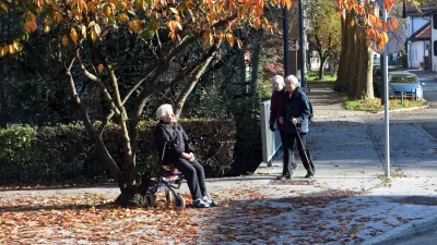 04.11.2024 - simbolična fotografija - upokojenci, pokojninaFoto. Tomaž Skale / Foto: 