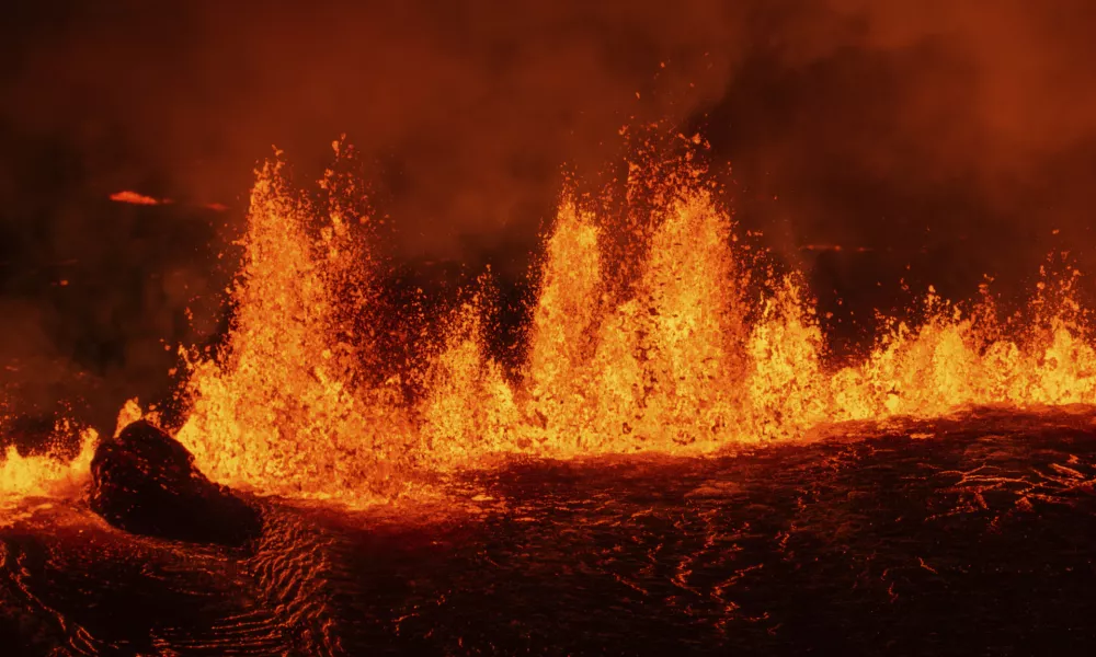 A new volcanic eruption that started on the Reykjanes Peninsula in Iceland, Wednesday, Nov.20, 2024. (AP Photo/Marco di Marco)