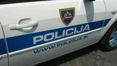 Policijski avto