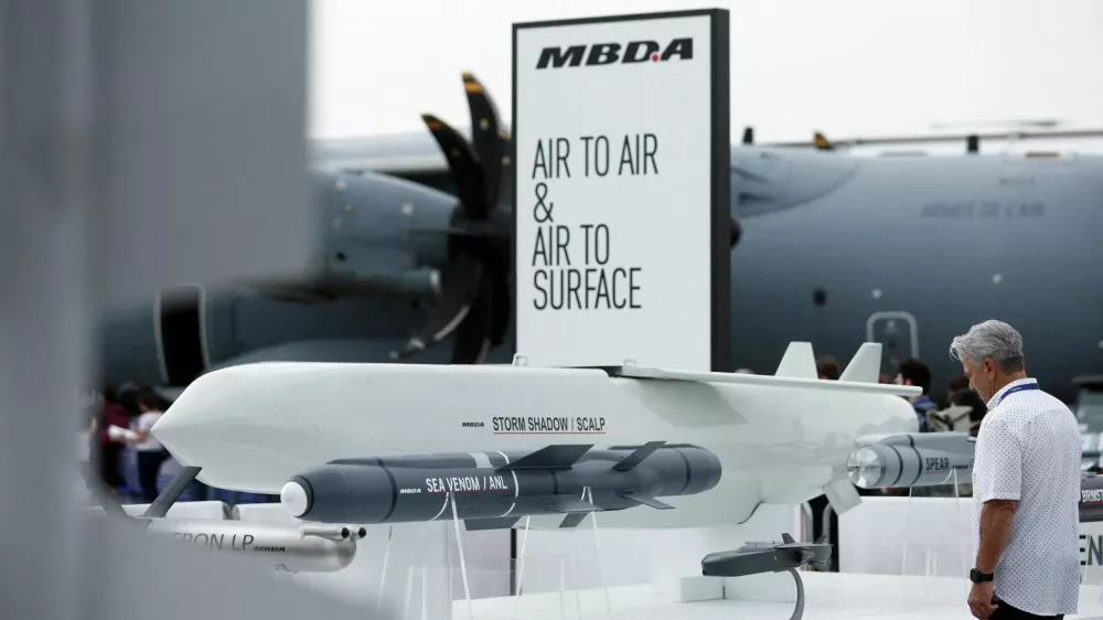 FILE PHOTO: Air-launched long-range Storm Shadow / SCALP cruise missile, manufactured by MBDA, pictured at the 54th International Paris Air Show at Le Bourget Airport near Paris, France, June 20, 2023. REUTERS/Benoit Tessier/File Photo