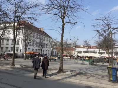 ﻿Ljubljanska tržnica Semenišče