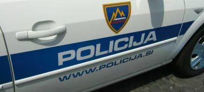 Policijski avto