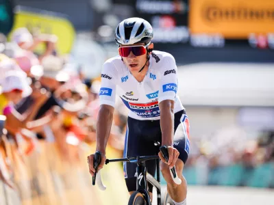 Francija, Grenoble.Kolesarska dirka po Franciji, 17. etapa, Saint-Paul-Trois-Chateaux - Superdevoluy (177,8 km).Belgijec Remco Evenepoel (Soudal Quick-Step).