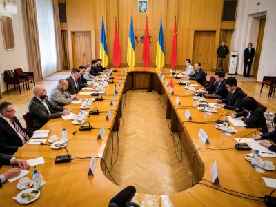 Ukraine's Foreign Minister Dmytro Kuleba attends a meeting with China's special representative for Eurasian affairs Li Hui, amid Russia's attack on Ukraine, in Kyiv, Ukraine May 16, 2023. Eduard Kryzhanivskyi/Press service of the Ministry of Foreign Affairs of Ukraine/Handout via REUTERS ATTENTION EDITORS - THIS IMAGE HAS BEEN SUPPLIED BY A THIRD PARTY.