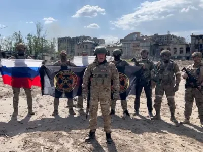 Founder of Wagner private mercenary group Yevgeny Prigozhin makes a statement as he stand next to Wagner fighters in the course of Russia-Ukraine conflict in Bakhmut, Ukraine, in this still image taken from video released May 20, 2023. Press service of "Concord"/Handout via REUTERS ATTENTION EDITORS - THIS IMAGE WAS PROVIDED BY A THIRD PARTY. NO RESALES. NO ARCHIVES. MANDATORY CREDIT.