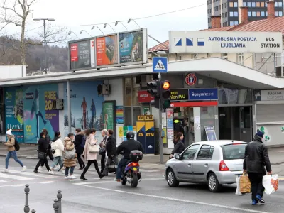 - 09.03.2023 – stavba - Avtobusna postaja Ljubljana d.d., Trg OF 4, <br><br>//FOTO: Tomaž Skale<br>