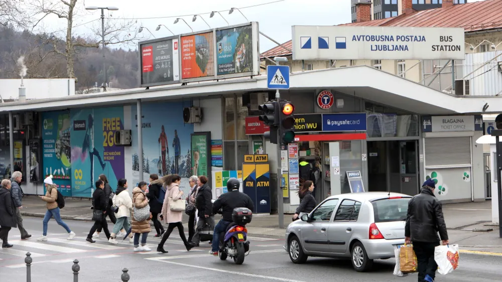 - 09.03.2023 – stavba - Avtobusna postaja Ljubljana d.d., Trg OF 4, <br><br>//FOTO: Tomaž Skale<br>