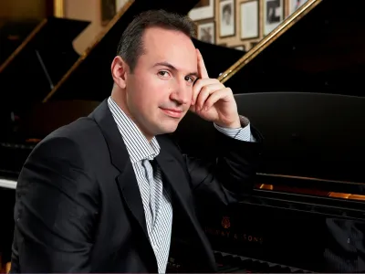 ﻿makedonski pianist Simon Trpčeski