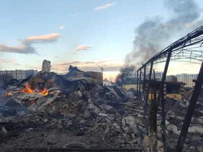 ﻿27 February 2022, Ukraine, Bucha: A view of houses destroyed by Russian army shelling. Russia launched a full-scale attack on Ukraine on Thursday, 24 February 2022, shelling cities and bases with airstrikes or shells. Photo: -/Ukrinform/dpa