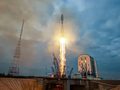 A Soyuz-2.1b rocket booster with a Fregat upper stage and the lunar landing spacecraft Luna-25 blasts off from a launchpad at the Vostochny Cosmodrome in the far eastern Amur region, Russia, August 11, 2023. Roscosmos/Vostochny Space Centre/Handout via REUTERS ATTENTION EDITORS - THIS IMAGE HAS BEEN SUPPLIED BY A THIRD PARTY. MANDATORY CREDIT.