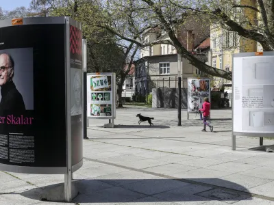 - 29.04.2022 – Razstava nagrajencev Fundacije Brumen, plakatna galerija TAM-TAM pri Figovcu //FOTO: Jaka Gasar