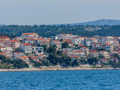 apartmanizacija, 07.05.2023., Ciovo - Pogled na Ciovo. Pogled na juzni dio otoka Ciovo i mjesto Okrug Gornji. Photo: Zvonimir Barisin/PIXSELL