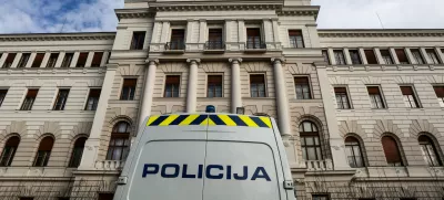 - 14.02.2019 - simbolična fotografija - Vrhovno sodišče RS - Policija - pravosodje - pravo - pravičnost - pravica - pravni sistem - tožilstvo - sodna oblast - sodišča -//FOTO: Luka Cjuha.