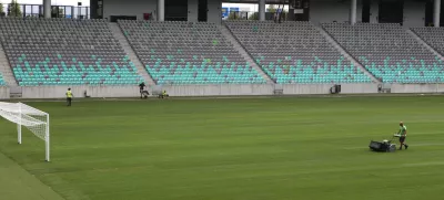 stadion stožice nova zelenica, igralna pivršina, foto luka cjuha