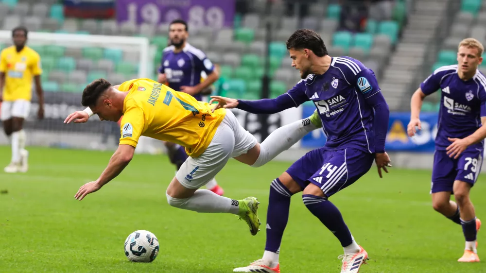 - 01.11.2025. Nogomet 1. liga Telemach. NK Bravo - NK Maribor.//FOTO: Bojan Velikonja