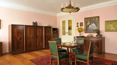 Ljubljansko pohi&scaron;tvo za Tita, &scaron;ejke in cesarja