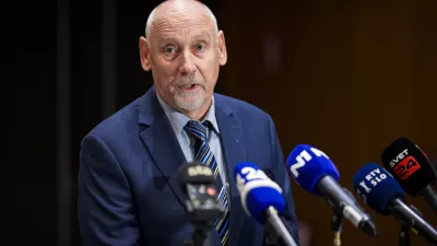 Ljubljana, Drzavni zbor.Zacetek redne seje DZ s poslanskimi vprasanji premierju Robertu Golobu in ministrski ekipi.Kandidat za notranjega ministra Branko Zlobko.