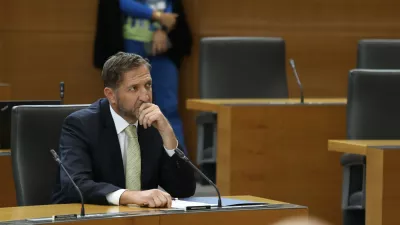 Minister za finance Klemen Bo&scaron;tjančič6.10.2025 - izredna seja DZ, na kateri bodo predstavili proračunski memorandum 2026-2027, predlog sprememb proračuna RS za leto 2026 in predlog proračuna RS za leto 2027; DZ,Foto: Luka Cjuha