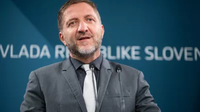 Ljubljana, vlada.Novinarska konferenca po redni tedenski seji vlade.Minister za finance Klemen Bostjancic.