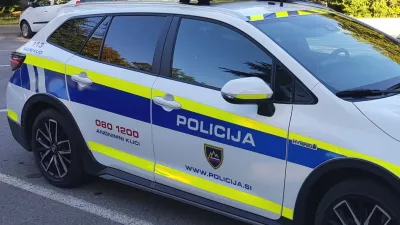 Policijski avto