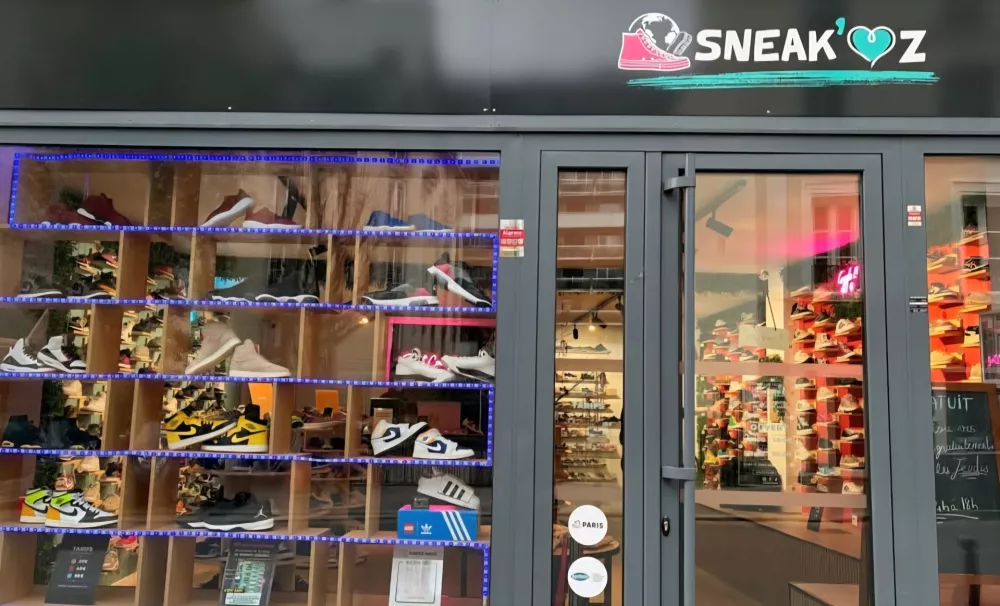 V letu 2024 so izmed približno 30.000 zbranih parov uspeli ponovno prodati okoli 2.000 parov, več kot 7.000 pa so jih razdelili socialno ogroženim.