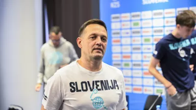 Aleksander Sekulić25.08.2025 - Novinarska konferenca moške reprezentance Slovenije pred odhodom v Katovice na evropsko prvenstvo - KZS Foto: Nik Erik Neubauer 