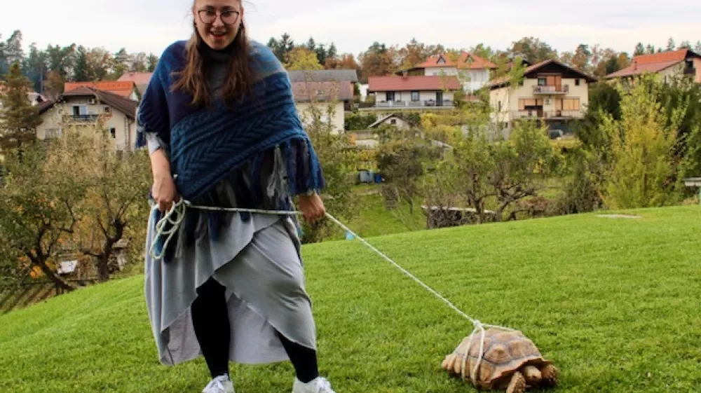 Je velika ljubiteljica želv, ima kar &scaron;tiri, od tega dve večji. Foto osebni arhiv / Foto: Osebni Arhiv