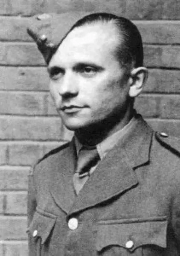 Jozef Gabč&iacute;k je bil eden od članov specialne operacije Anthropoid, med katero je bil ubit Reinhard Heydrich. / Foto: Wikipedija