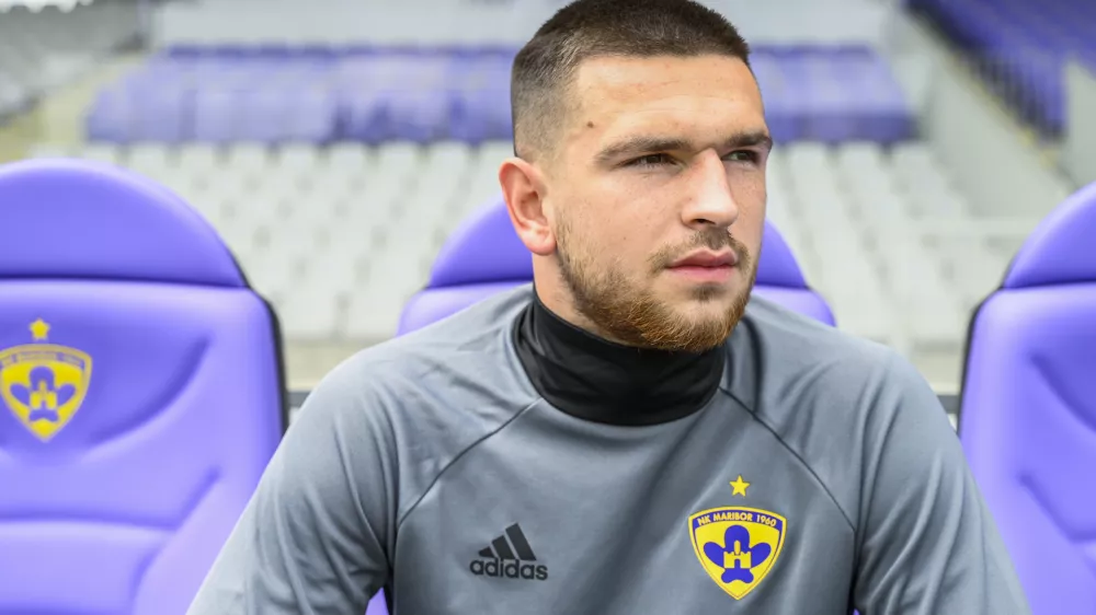 - 19.05.2023 &ndash; Žan Vipotnik, profesionalni nogometa&scaron; - član nogometnega kluba Maribor in od leta 2023 tudi slovenske nogometne reprezentance - Dnevnikov nogometa&scaron; sezone 2022/23 //FOTO: Nik Erik Neubauer