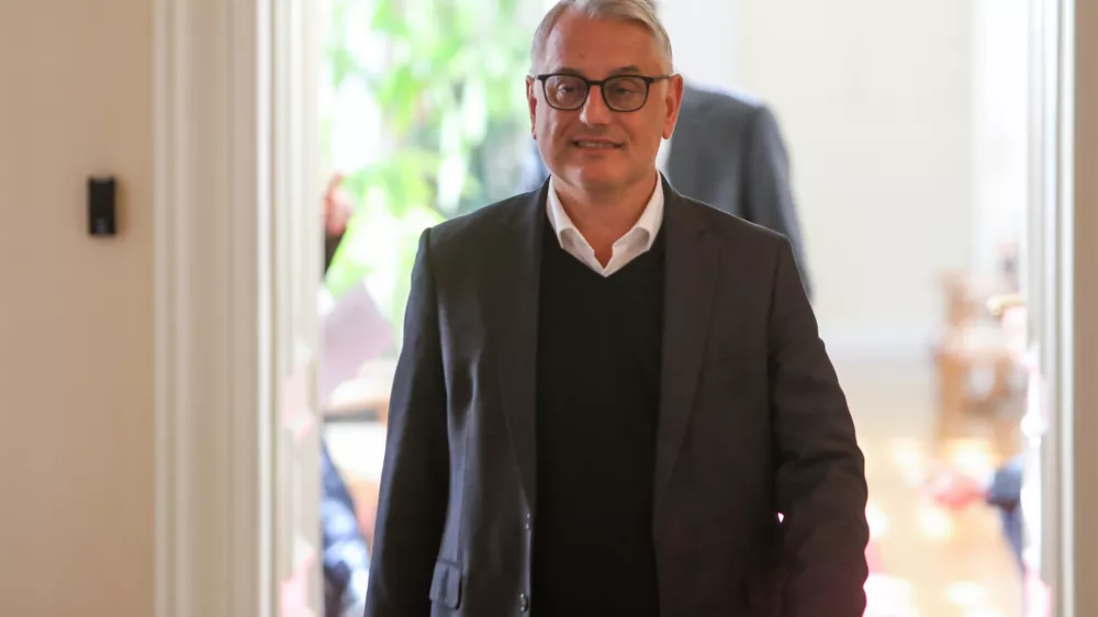- Matjaž Han, minister za gospodarstvo in &scaron;port, Predsednik SD,- 09.04.2026. - 197. redna seja vlade RS, ki je obenem zadnja v tej sestavi.//FOTO: Bojan Velikonja