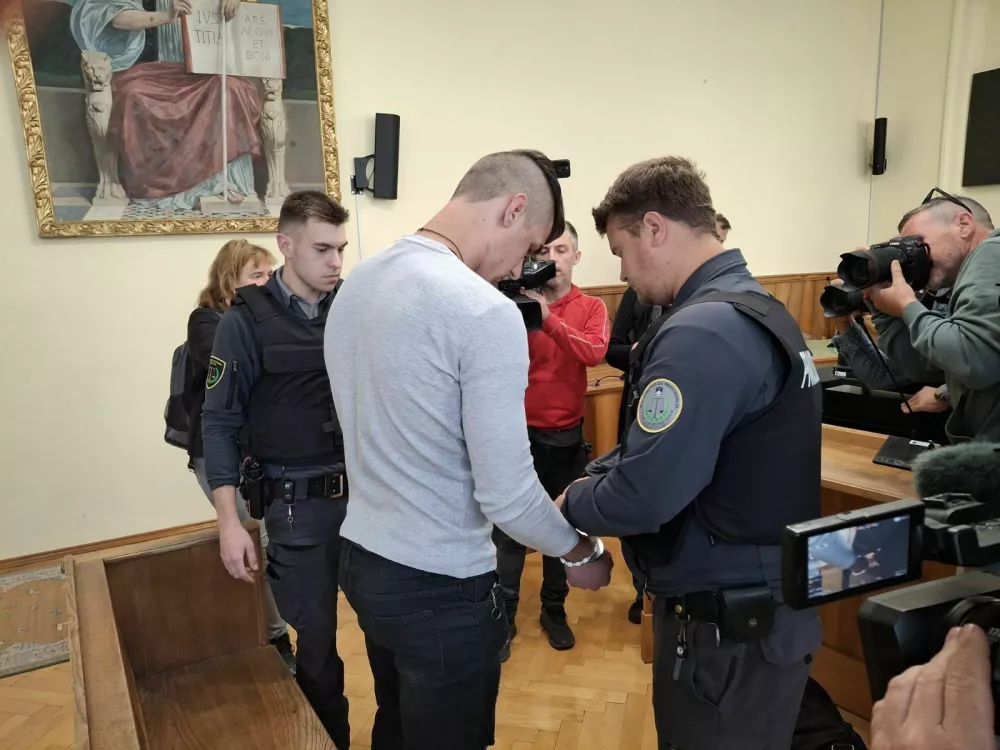 Samire &Scaron;iljić ja obtožen povzročitve smrti 48-letnega Novome&scaron;čana Ale&scaron;a &Scaron;utarja.