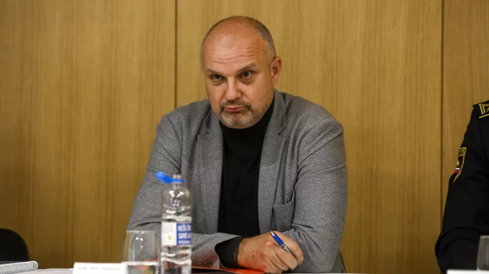 V Darsu verjamejo v srečen poletni razplet