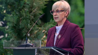 Podcetrtek, Terme Olimia.Odprtje novega druzinskega hotela Vilinia, udelezila sta se ga tudi predsednica republike Natasa Pirc Musar ter gospodarski minister, ki opravlja tekoce posle Matjaz Han.
