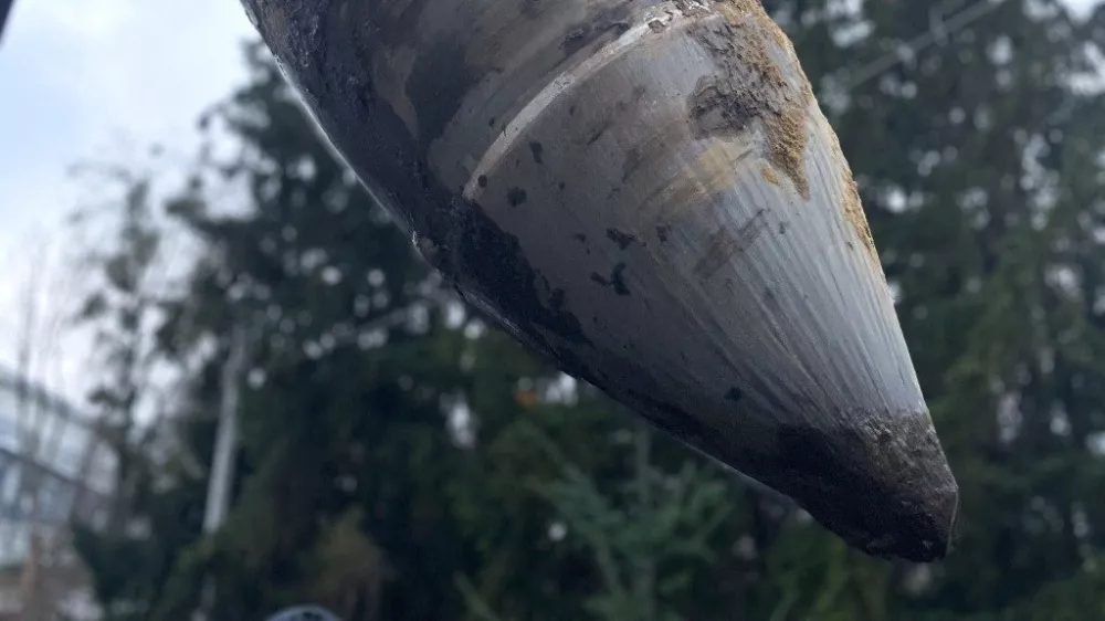 An unexploded warhead is seen at a site of downed Russian "Kinzhal" missile, after a Russian missile strike, amid Russia's attack on Ukraine, in Kyiv, Ukraine January 5, 2024. Press service of the State Emergency Service of Ukraine/Handout via REUTERS ATTENTION EDITORS - THIS IMAGE HAS BEEN SUPPLIED BY A THIRD PARTY. MANDATORY CREDIT.