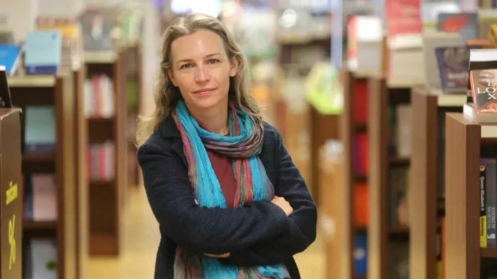Lea Ypi profesorica politologije na Londonski &scaron;oli za ekonomijo in politične vede