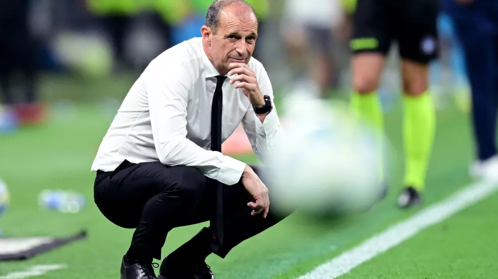 Soccer Football - Serie A - AC Milan v Cagliari - San Siro, Milan, Italy - May 24, 2026 AC Milan coach Massimiliano Allegri REUTERS/Daniele Mascolo
