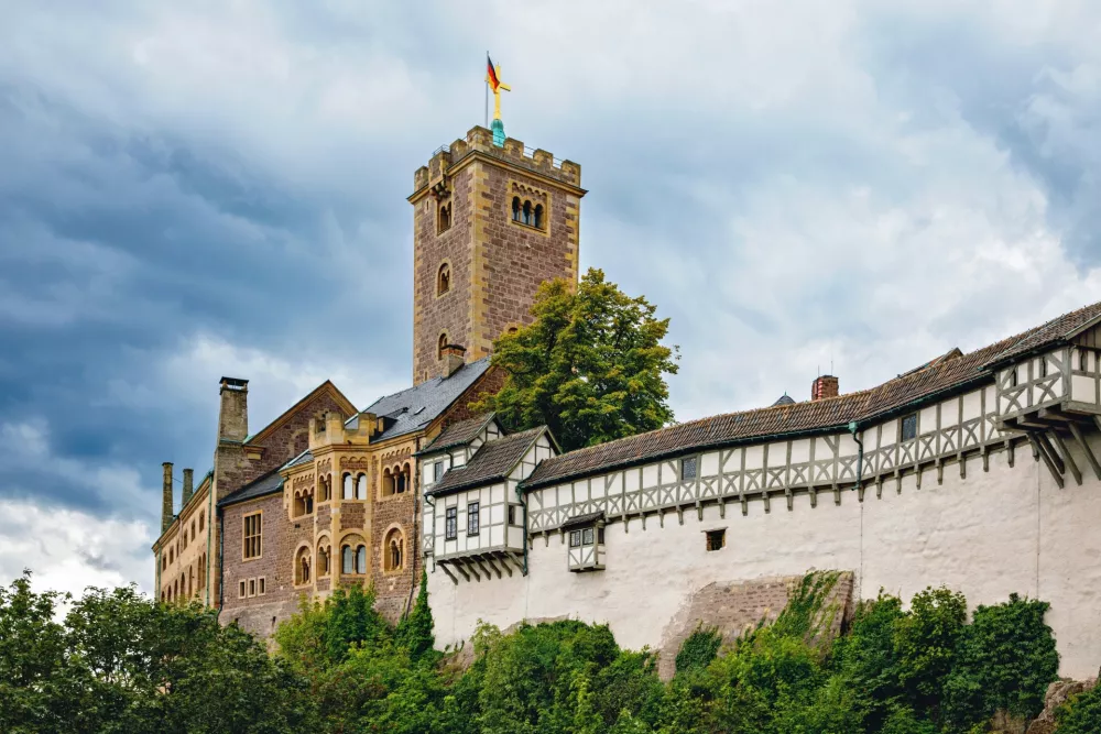Grad Wartburg, po katerem so avtomobilska tovarna in avtomobili dobili ime.  / Foto: Getty Images
