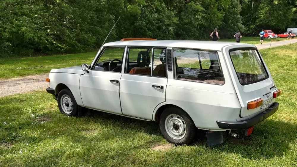 Wartburg 353 je bil daleč najbolj priljubljen avtomobil te znamke, na voljo je bil tudi v karavanski različici. / Foto: Wikimedia