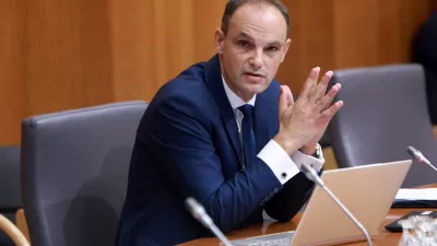 ​Tomaž Skale​01.06.2026 - predstavitev ministra za gospodarstvo, delo in &scaron;portAnže LogarFoto: Tomaž Skale