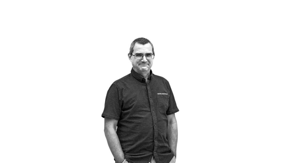 - 18.09.2023 &ndash; dr. Simon Krek, jezikoslovec,vodja Centra za jezikovne vire in tehnologije Univerze v Ljubljani in raziskovalec na Odseku za umetno inteligenco Instituta "Jožef Stefan", Dnevnikov kolumnist  //FOTO: Bojan Velikonja