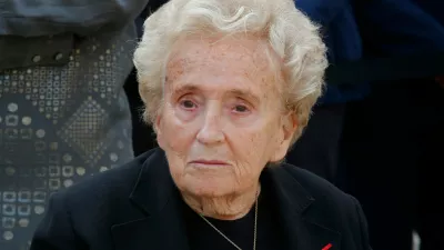 FILE - Bernadette Chirac, wife of former French President Jacques Chirac attends a ceremony to pay tribute to Simone Veil in the courtyard of the Invalides in Paris, France, Wednesday, July 5, 2017. (AP Photo/Michel Euler, File)