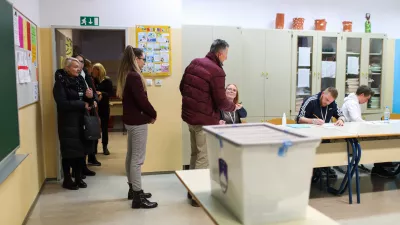 Bi radi izbrisali volilce, ki ne glasujejo “pravilno”?