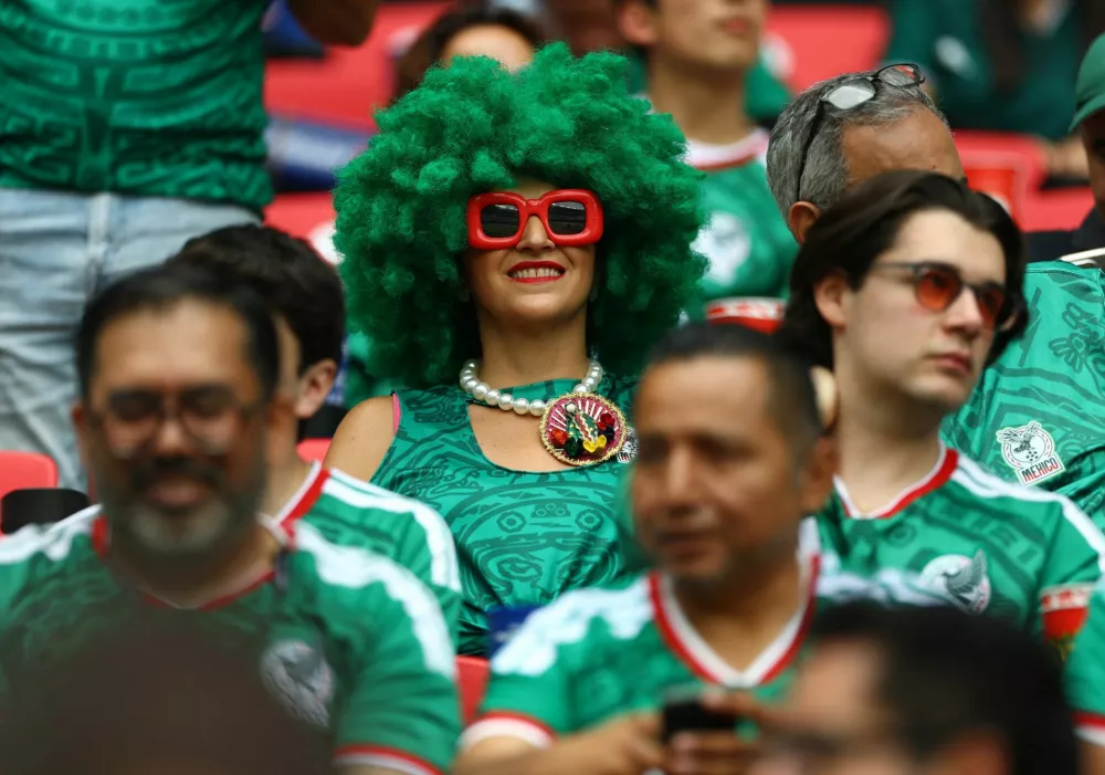 Soccer Football - FIFA World Cup 2026 - Group A - Mexico v South Africa - Estadio Azteca, Mexico City, Mexico - June 11, 2026 Mexico fans inside the stadium before the match REUTERS/Hannah Mckay