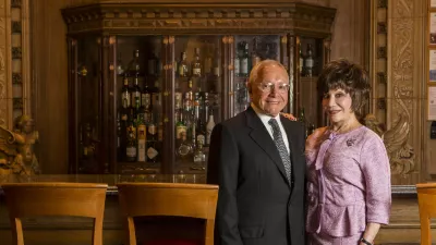 March 18, 2014 - Los Angeles, California, U.S - Lynda and Stewart Resnick.,Image: 189949002, License: Rights-managed, Restrictions:, Model Release: no / Foto: Ringo Chiu Via Profimedia